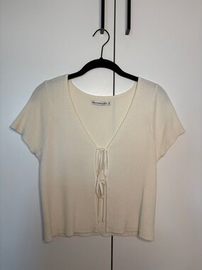 Abercrombie & Fitch Cream Tie-Front Short Sleeve Knit Top